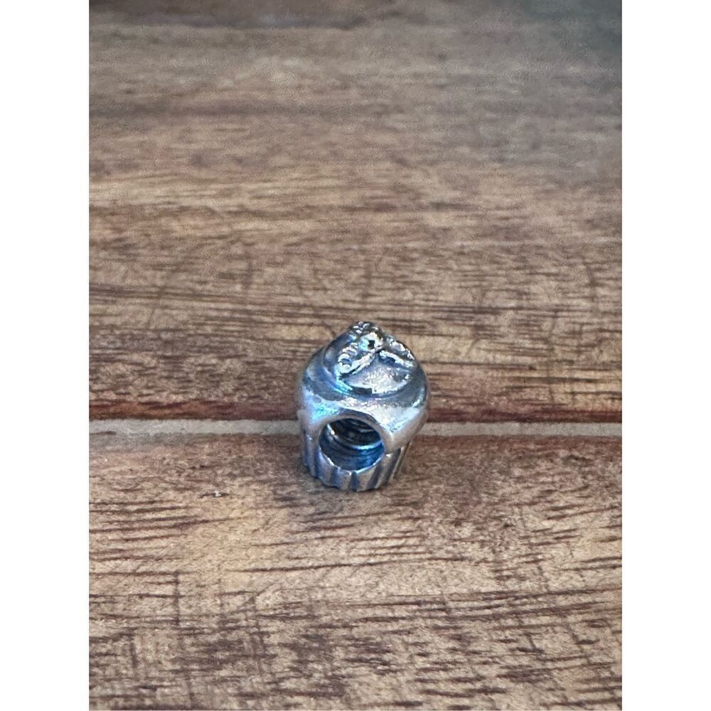 Pandora cupcake charm